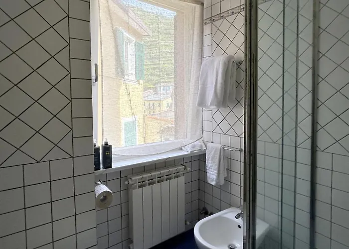 Da Baranin And マナローラ